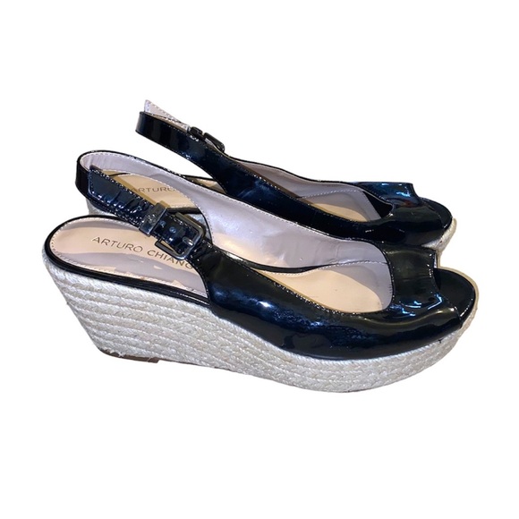Arturo Chiang Patent Leather Wedge Sandal Size 9.5 - Picture 2 of 6